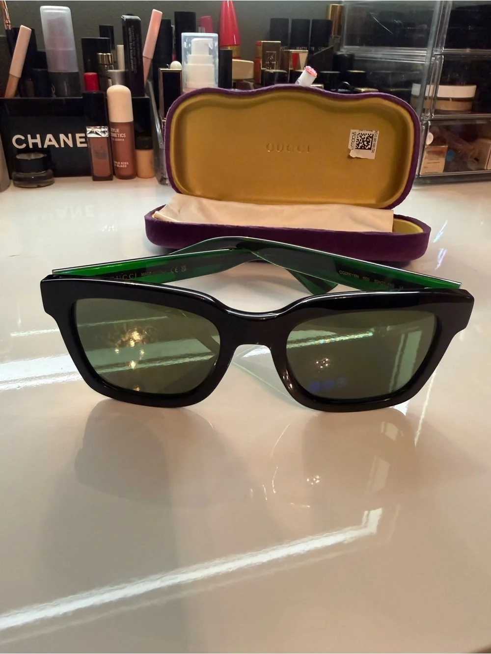✨ Auth Men’s Gucci Black Sunglasses ✨